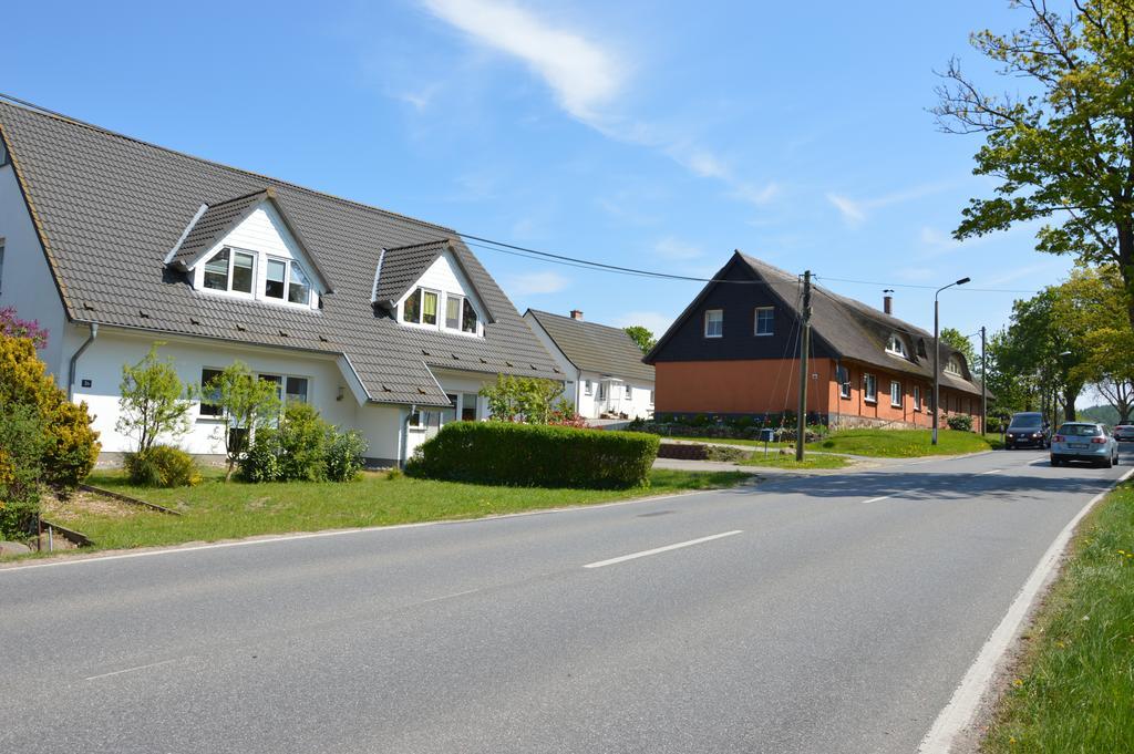 Ferienhaus Ruegen Pantow エクステリア 写真